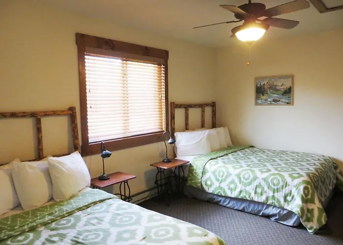 The Historic Rapids Lodge