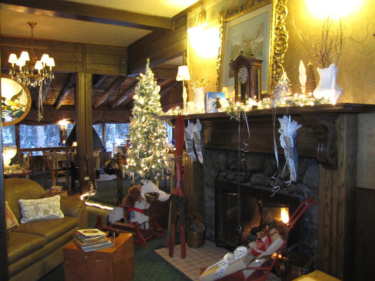 The Historic Rapids Hotel