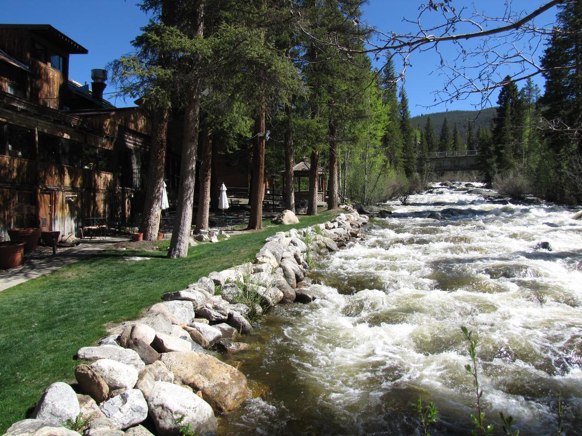 The Historic Rapids Hotel